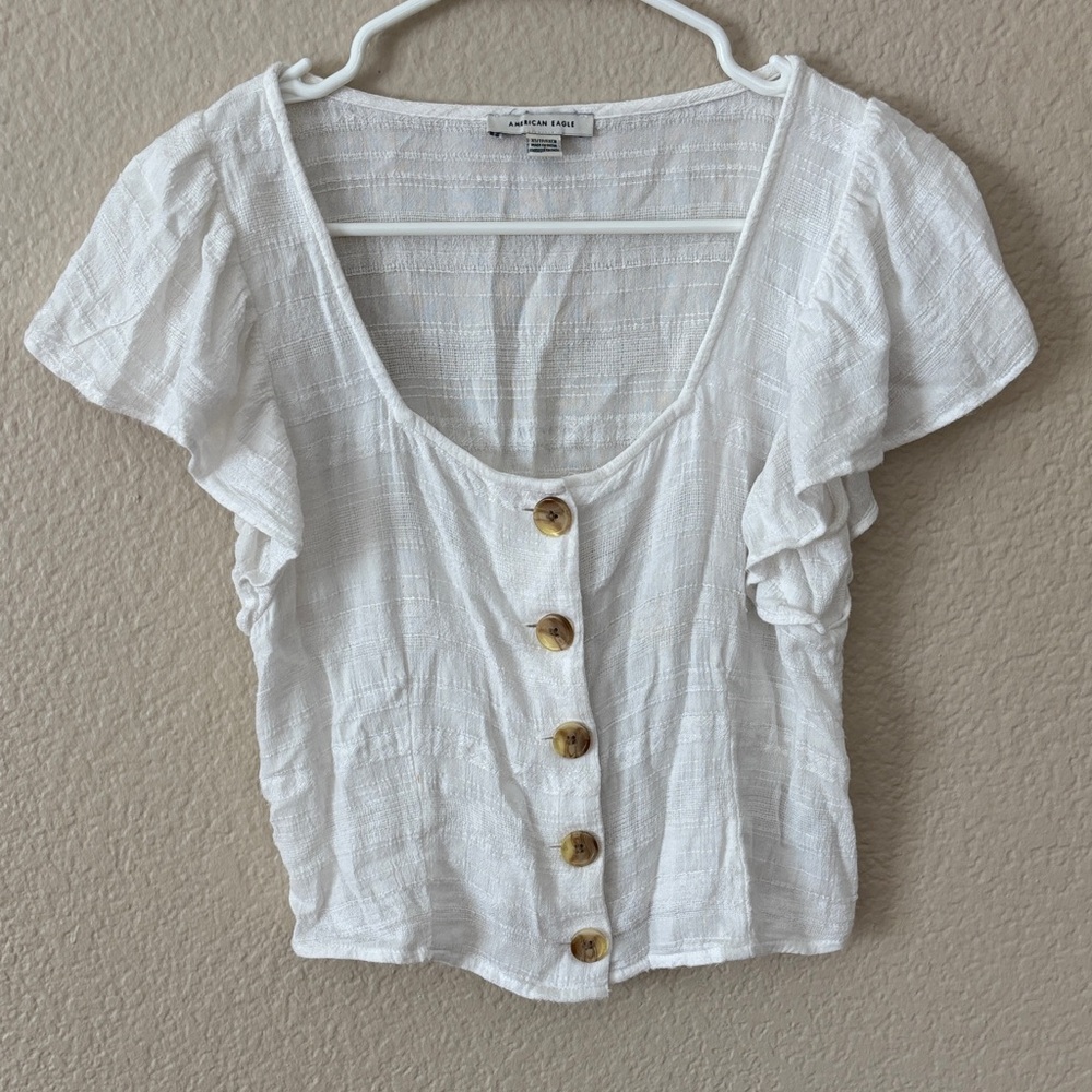 American Eagle Outfitters White Button-Up cropped Blouse